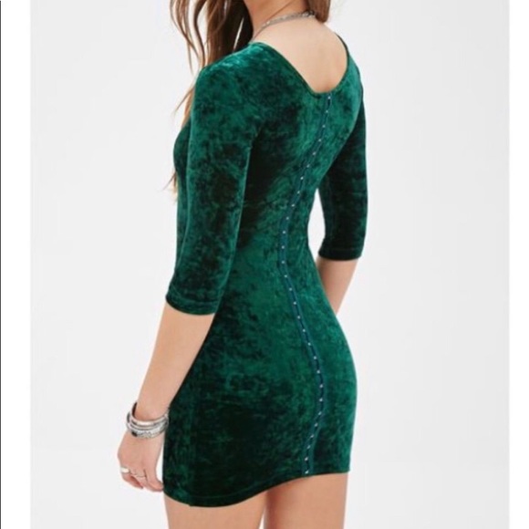 Forever 21 Dresses & Skirts - Forever 21 Crushed Velvet Bodycon Dress